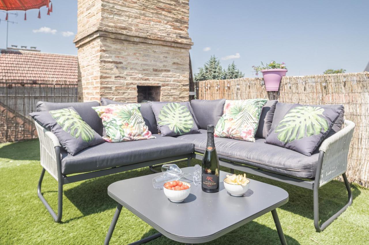 Le Rooftop - Vue Cathedrale - Climatisation Troyes Exterior foto
